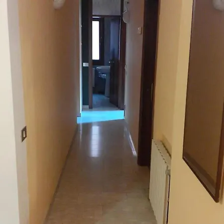 Private In Rialto Гостевой дом